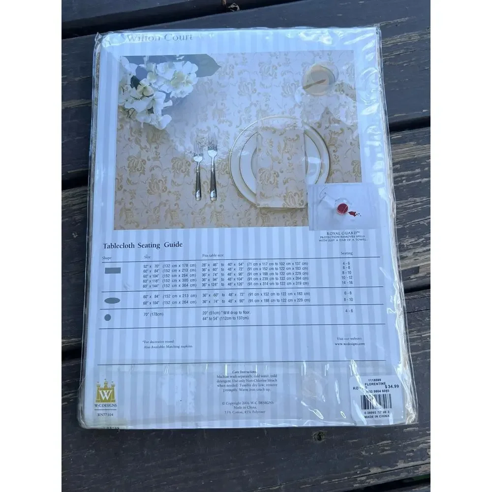 Vintage Wilton Court NEW OLD STOCK Florentine Gold Damask Oval Tablecloth 60x84
